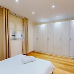 Beautiful 2Bed Apartment With Lift In Kensington