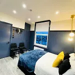 London 39 Blue House Luxury Ensuite Ideal For Tourists