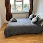 Wembley Stadium Serviced Apartments, 12Mins To Central London
