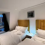 Reserve Amazing 2-Bedroom Penthouse In Marble Arch 74
