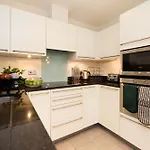 The Battersea Park Place - Amazing 2Bdr Flat With Terrace