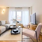 The Battersea Park Place - Amazing 2Bdr Flat With Terrace
