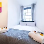 Beautiful One Bedroom Flat In Tavistock Place
