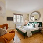 Luxury 3 Bedroom House In Belgravia London Prime Location And Stylish Stay