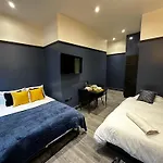 Luxury Studios In The City Centre