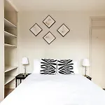 Notting Hill Charm Apartment