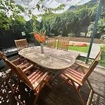 Urban Oasis Chic 1Br Flat With Spacious Garden