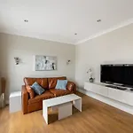 Modern And Bright 1 Bed Apartment, Tower Bridge