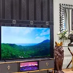 2 Bed / 2 Bath Versace Apartment In Knightsbridge