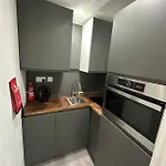 Small Studio Flat Central London Zone 1