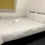 Warren Street Guest House