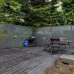 Spacious 2-Bed Flat / 10 Mins From The Centre