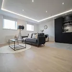 One And Two Bedroom Apartments Near Holloway Train Station By Belvilla