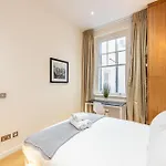 Apartment Moments From Hyde Park And Notting Hill, Free Luggage Storage And Washing Machine Dryer