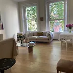 Beautiful Hyde Park Flat