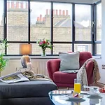 Chic 1Br Central London Retreat
