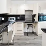 Modern Studios And Private Bedrooms With Shared Kitchen At Chapter Islington In London For Students Only