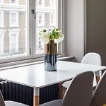 Homely Parkside 2-Bed Apartment In Primrose Hill
