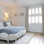 Elegant Chelsea Town House Near Sloane Square