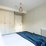 Lovely Bishops Park Flat