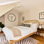The Waterlow Park Wonder - Trendy 2Bdr With Study Room And Patio