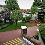 The Gateway Hotel