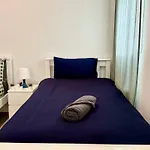 Studio Flat In Acton