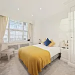 Lavish Two-Bedroom Apartment