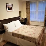The Gateway Hotel