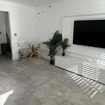 2Bed 2Bath Gated Eye Candy
