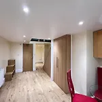 Lovely Split Level One Bedroom Apartment - Finchley Road