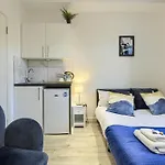 The Finsbury Deluxe Apartments