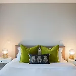 A Superb Apartment In South Kensington\'S