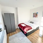 Luxury Flat For 6 - 5 Min Walk From Camden Market Hw4