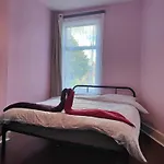 Charming Double Bed Retreat