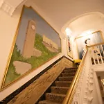 Spacious Studio Apartment On Oxford Street 9Gc