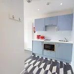 Cosy Studios And Ensuite Bedrooms At New Cross In London