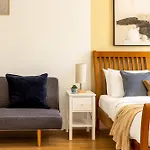 Expansive 2Br Flat, Holloway Road