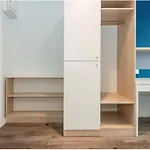 Spacious & Bright Studio In Lewisham Quick Links