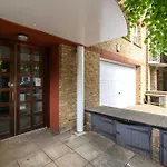 Charming 3Br Flat In London