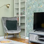 Ground Charming 3 Bedroom Flat With Private Garden