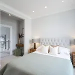 Chic 3 Bed Home In Notting Hill