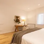 Bright 4 Bed Flat