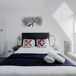 Wonderful Apartments Near Portobello Road