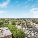 4-Bed Flat With Stunning Views