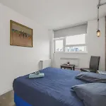 4-Bed Flat With Stunning Views