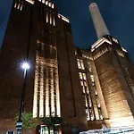 Luxurious Haven In Iconic Battersea Power Station