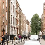 New Sleek 2Bd Flat Oxford Street-Soho-Fitzrovia