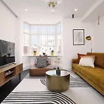 Lux 3 Bedrooms 4 Bathrooms Notting Hill