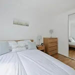 Leafy Earls Court 3 Bed Flat